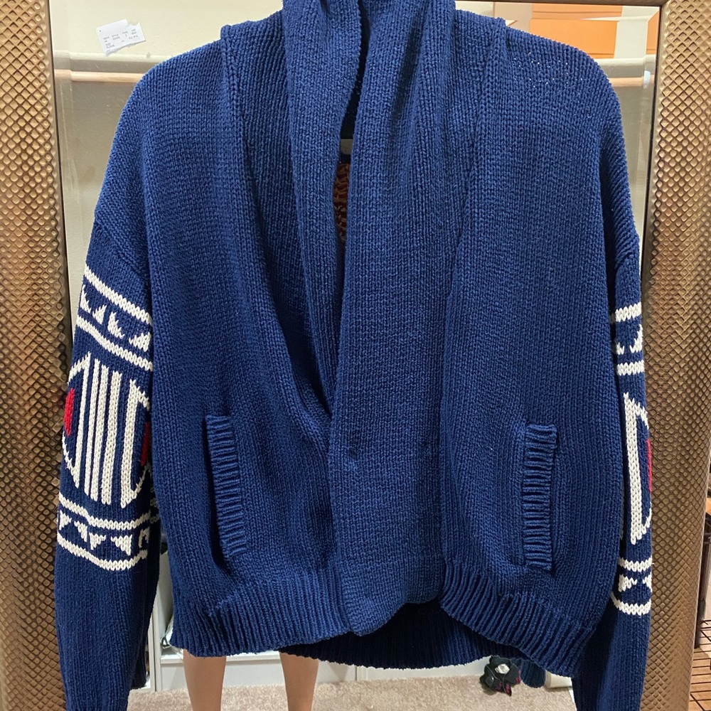Aritzia Sweater